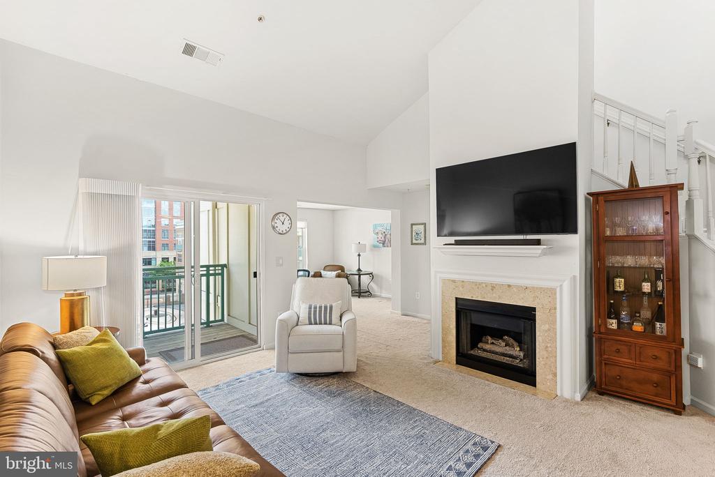 12001 MARKET STREET 432