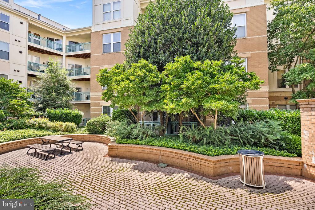 12001 MARKET STREET 432