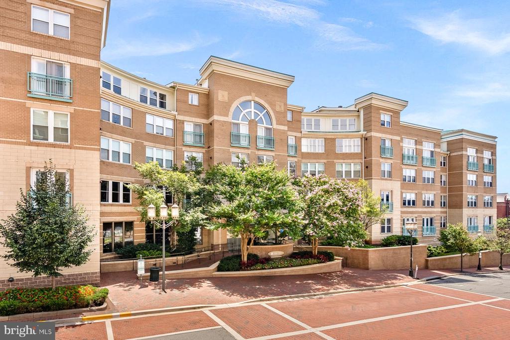 12001 MARKET STREET 432