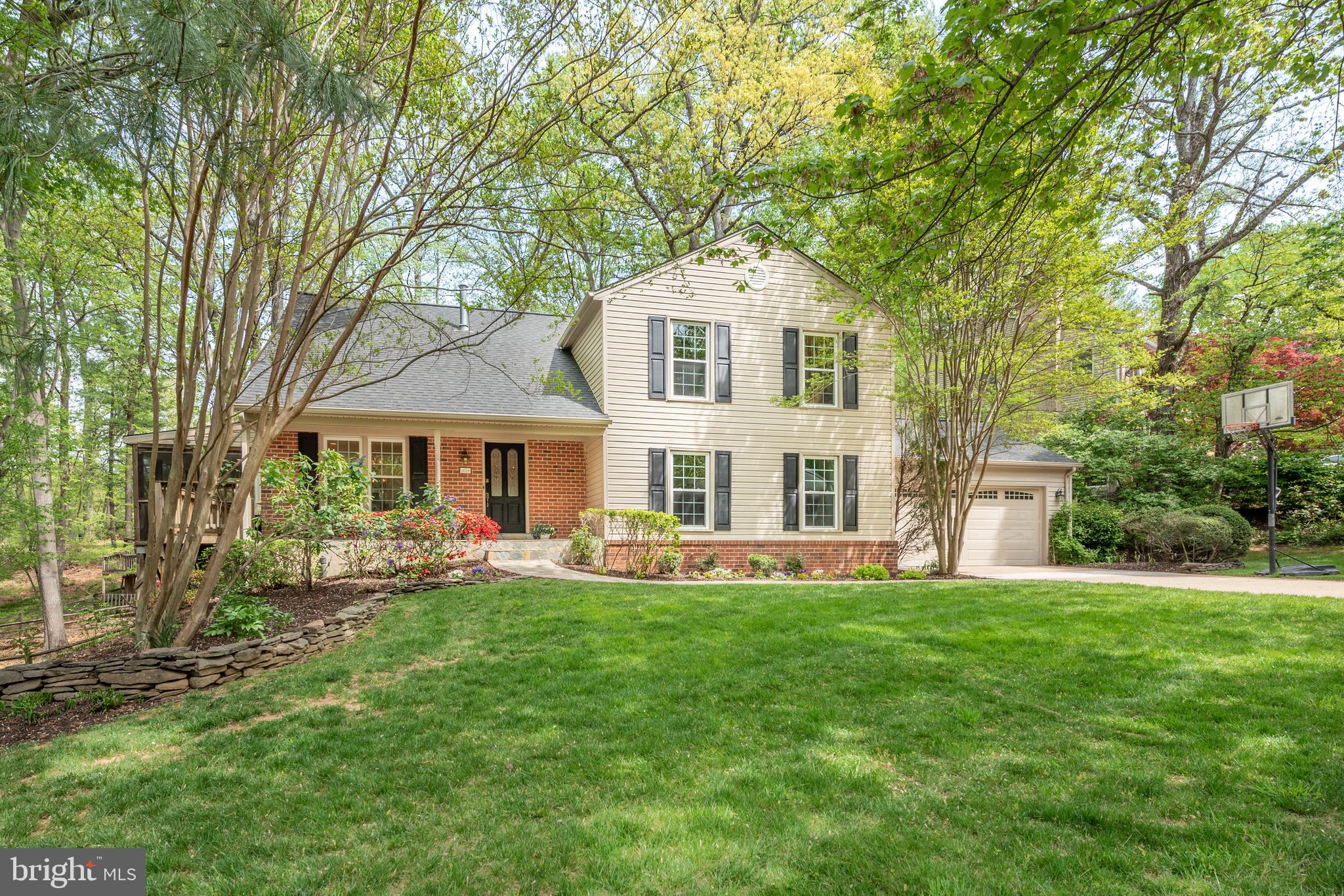 1626 MONTMORENCY DRIVE