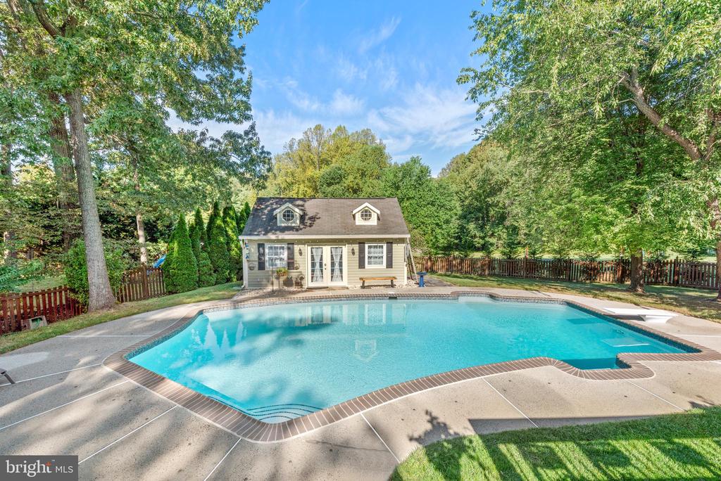 11556 SOUTHINGTON LANE