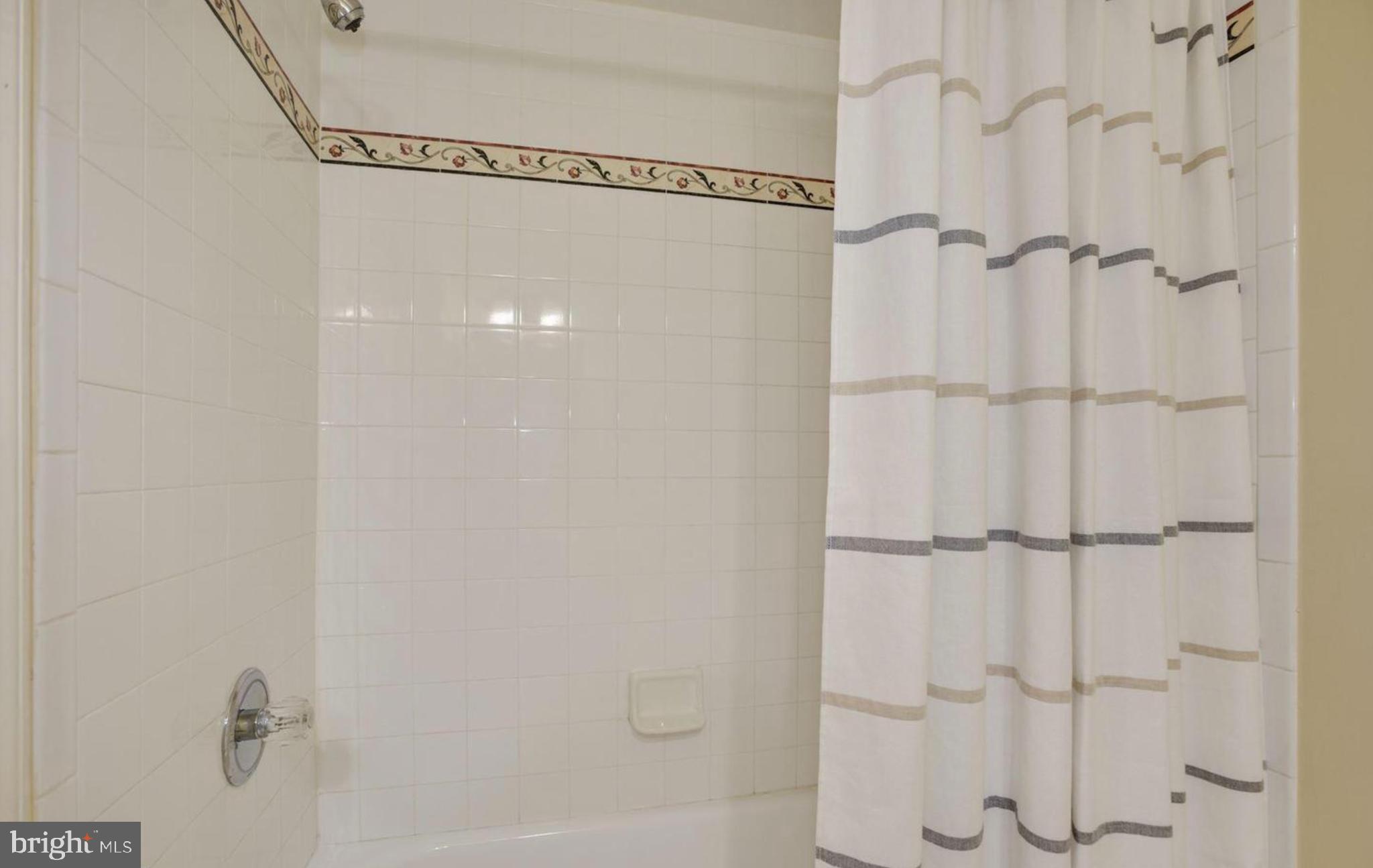 1860 STRATFORD PARK PLACE 201