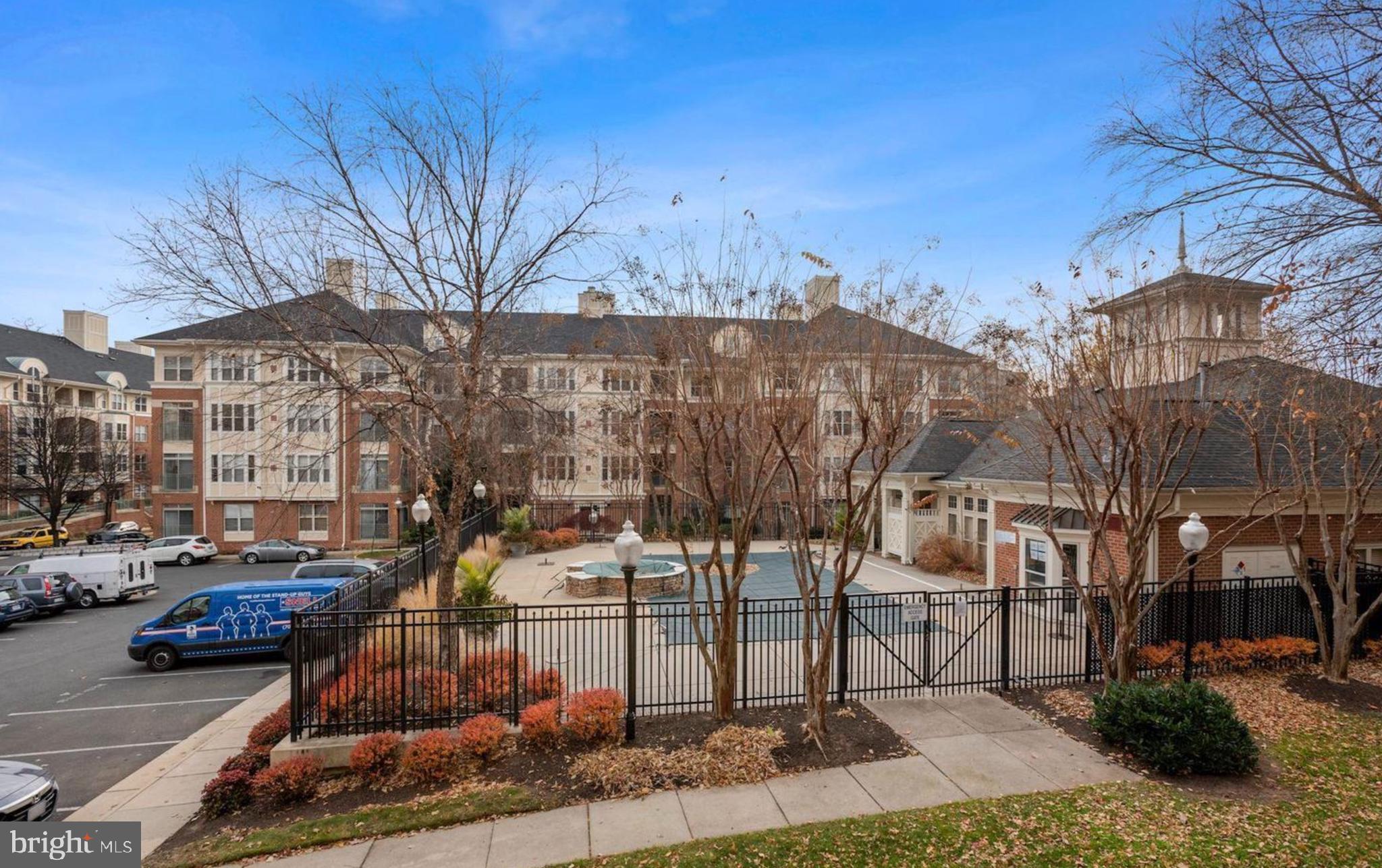 1860 STRATFORD PARK PLACE 201