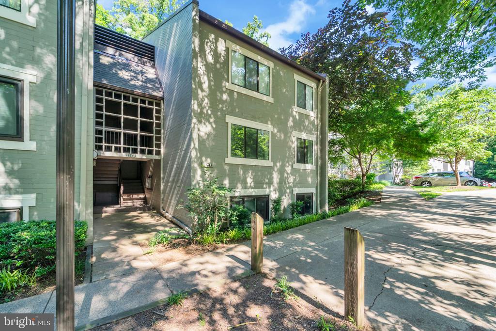 11743 LEDURA COURT Unit: 104