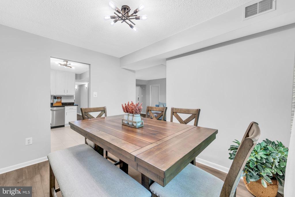 11743 LEDURA COURT Unit: 104