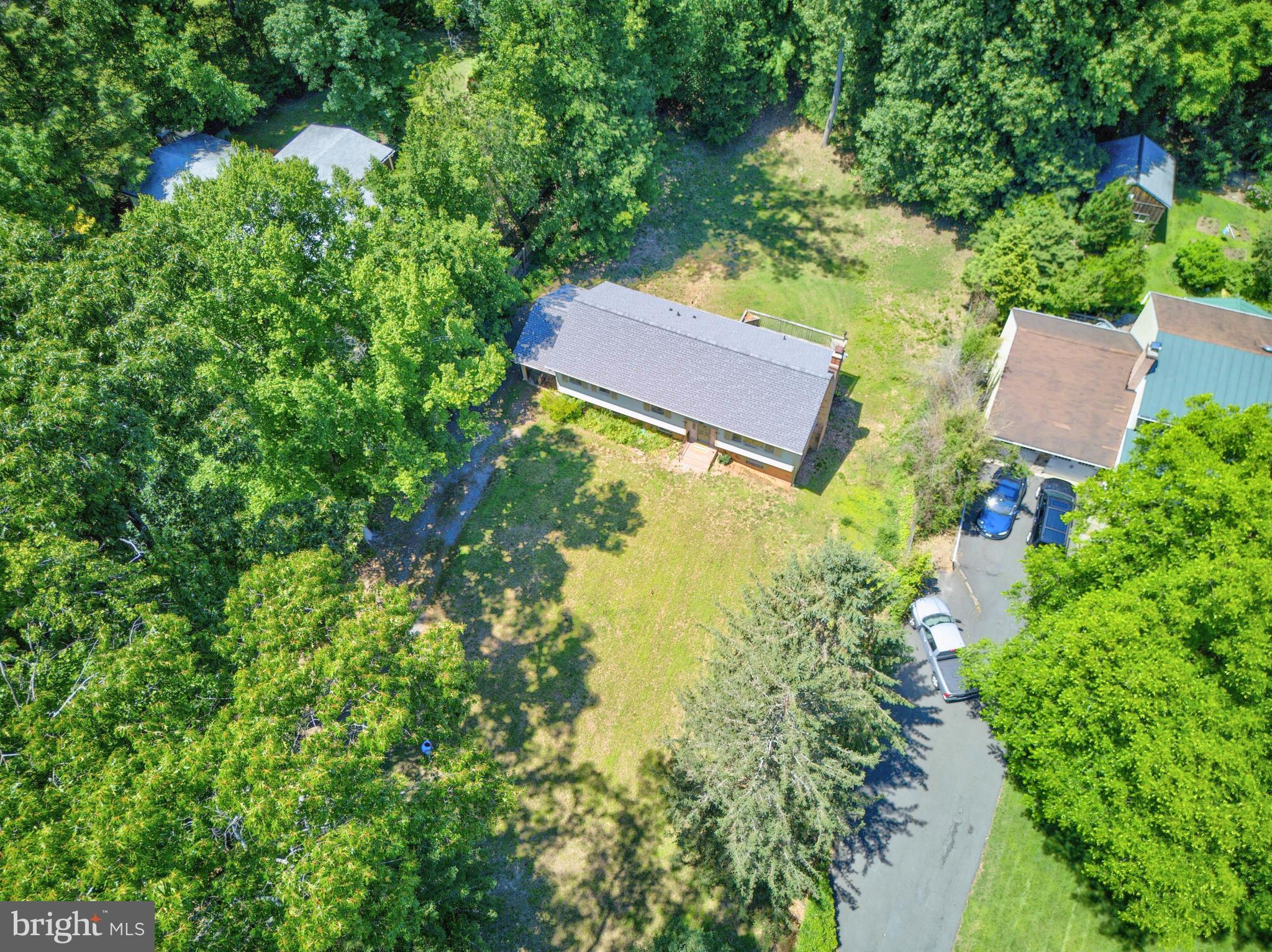 9040 WEANT DRIVE