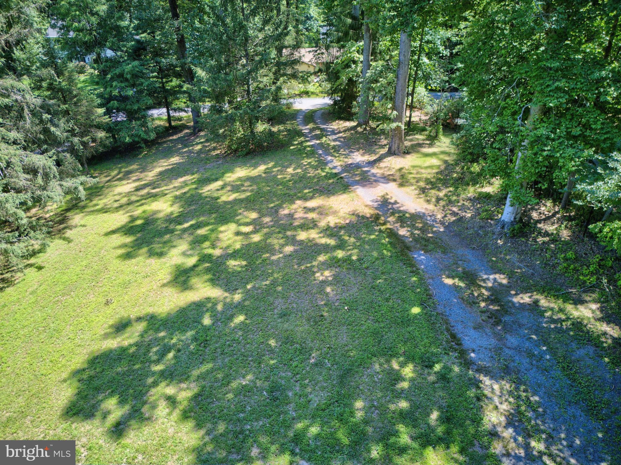 9040 WEANT DRIVE