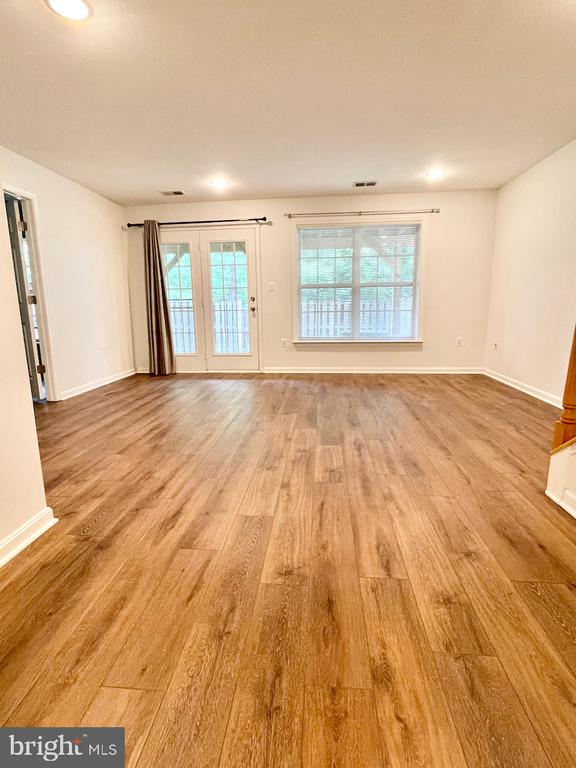 2403 CYPRESS GREEN LANE