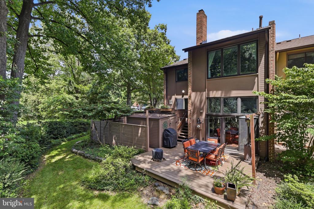 11615 HUNTERS GREEN COURT