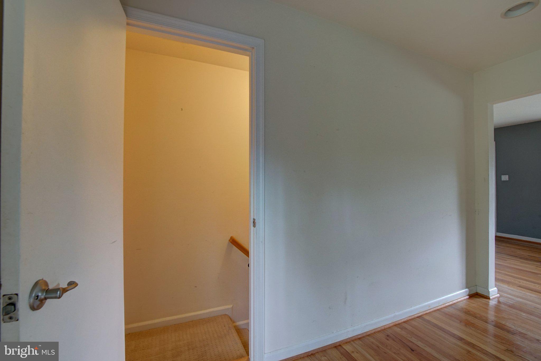 900 WALKER ROAD