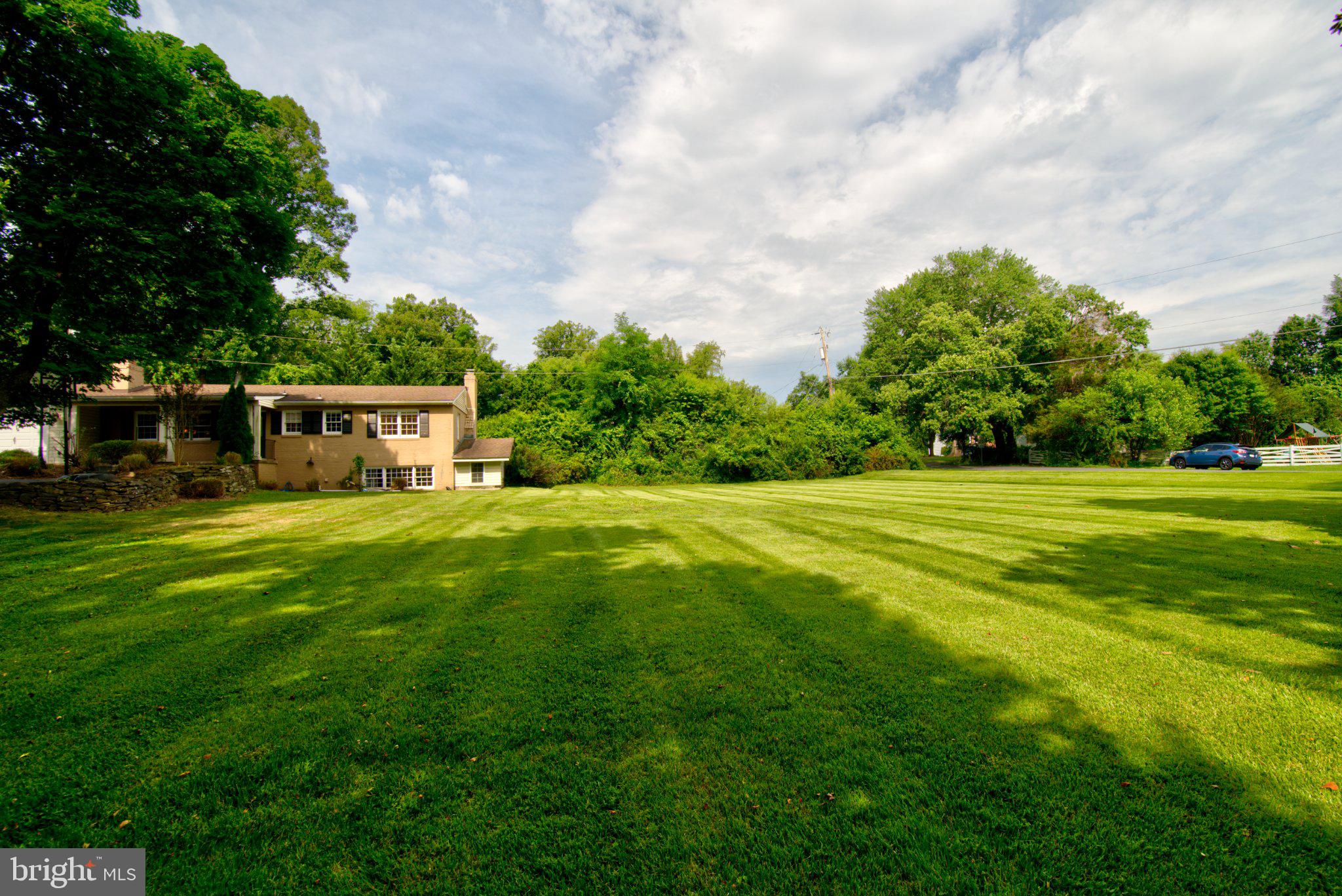 900 WALKER ROAD