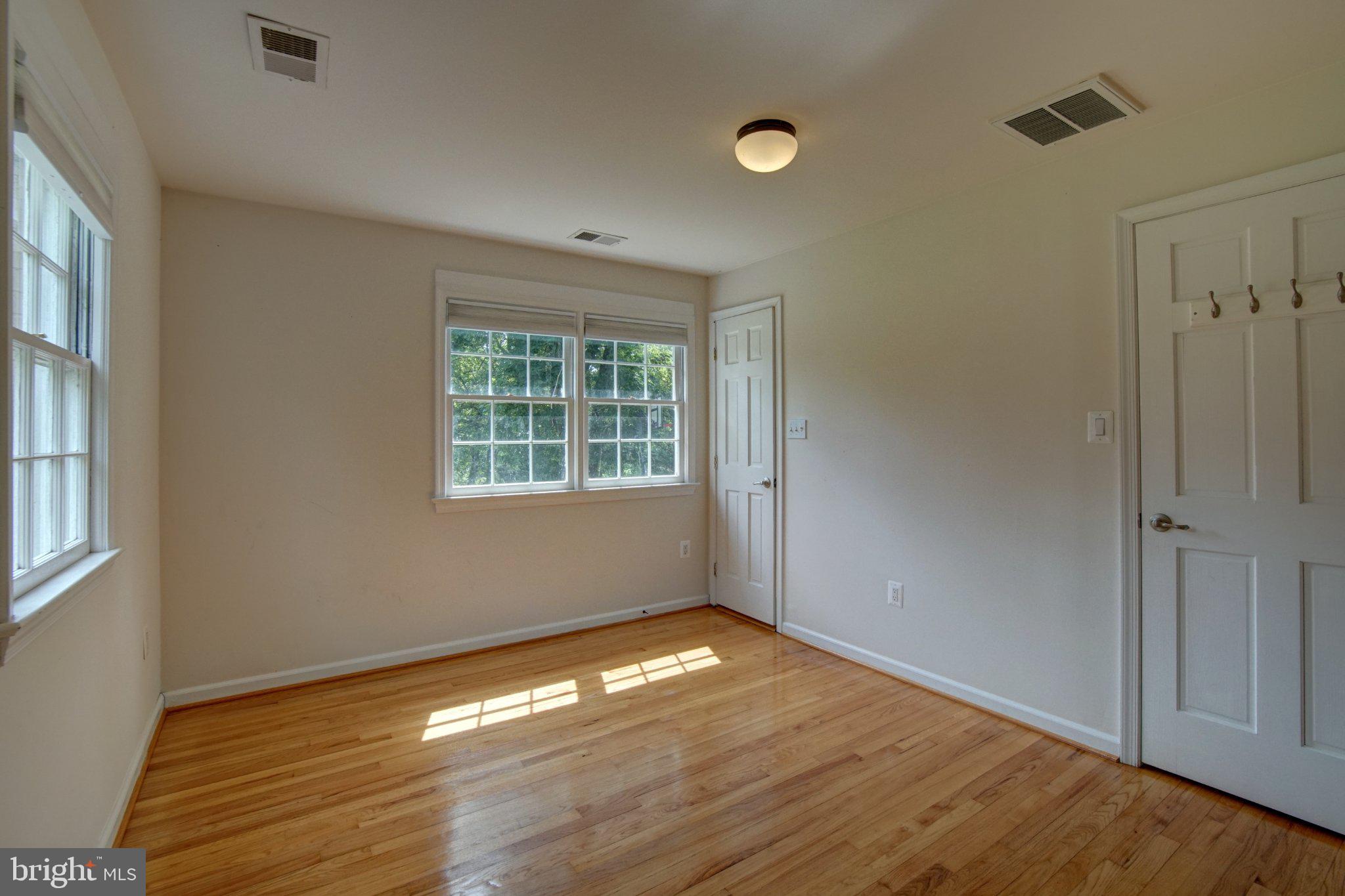 900 WALKER ROAD