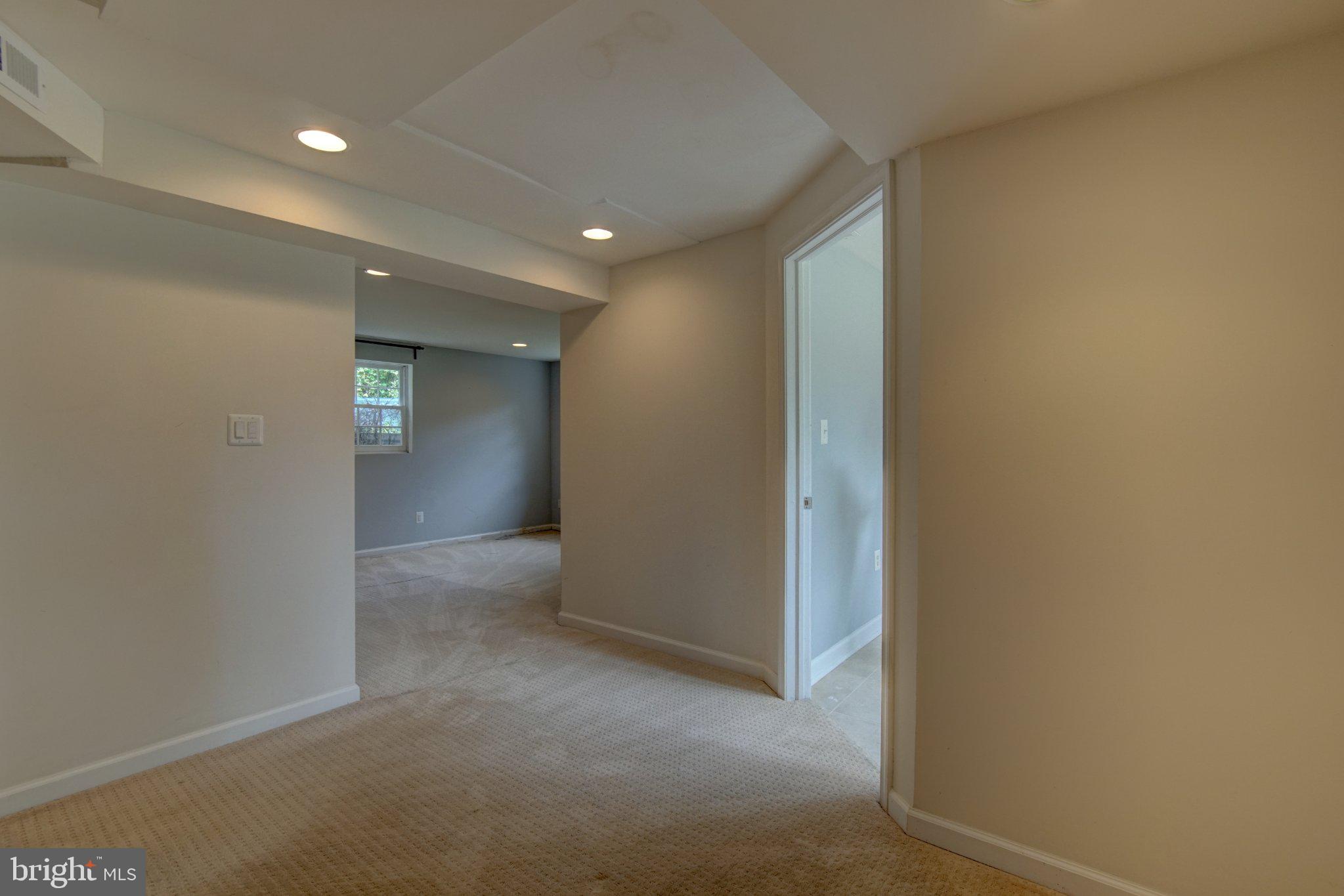 900 WALKER ROAD