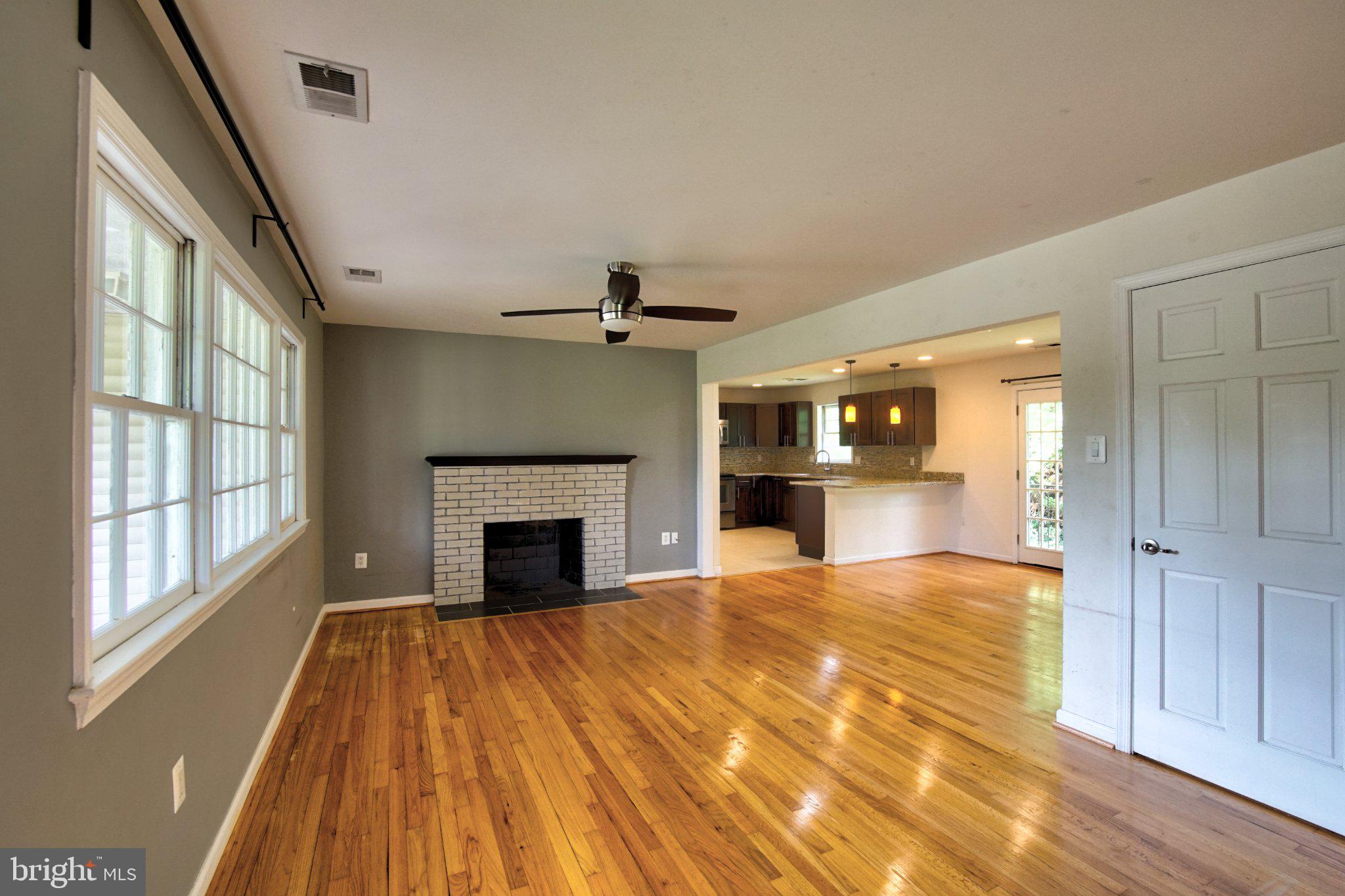 900 WALKER ROAD