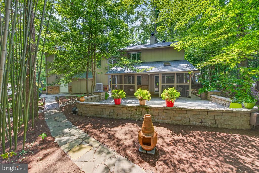 11424 PURPLE BEECH DRIVE