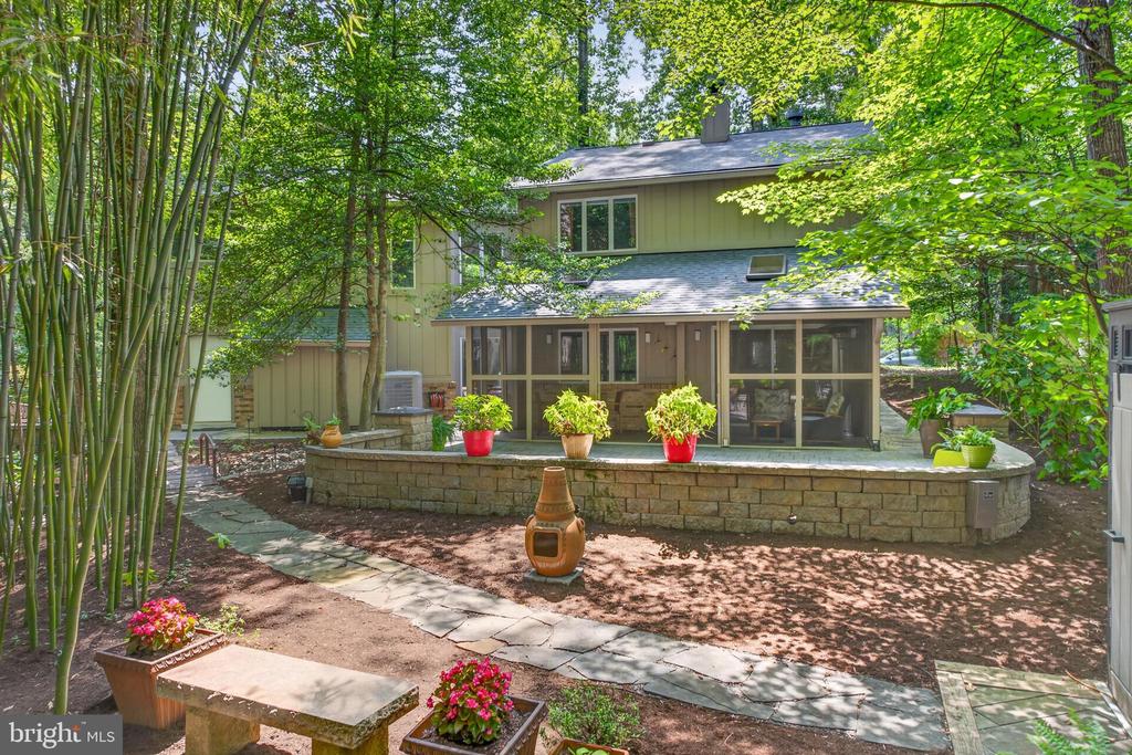 11424 PURPLE BEECH DRIVE