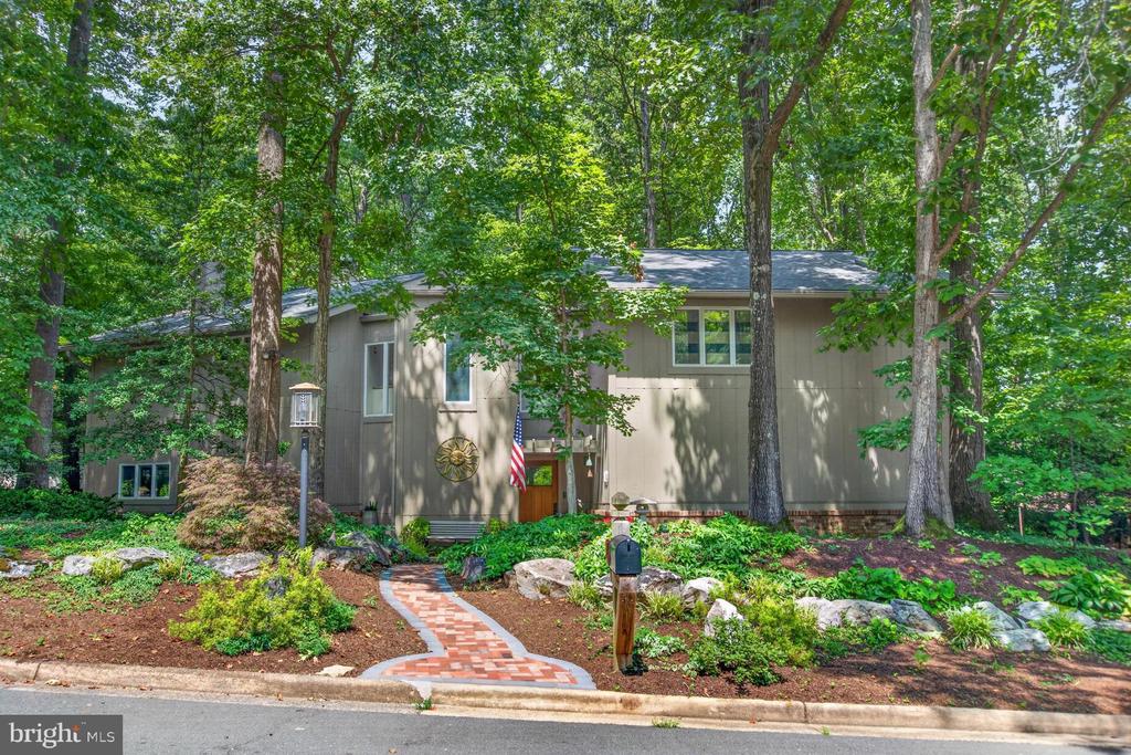 11424 PURPLE BEECH DRIVE