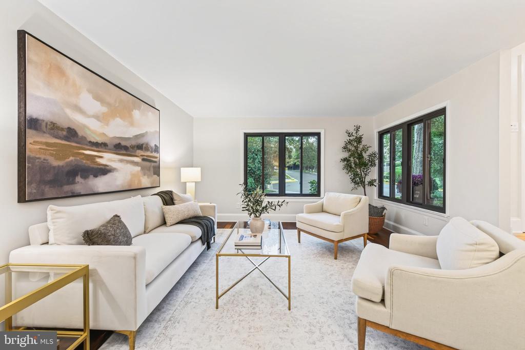 1427 GREEN RUN LANE