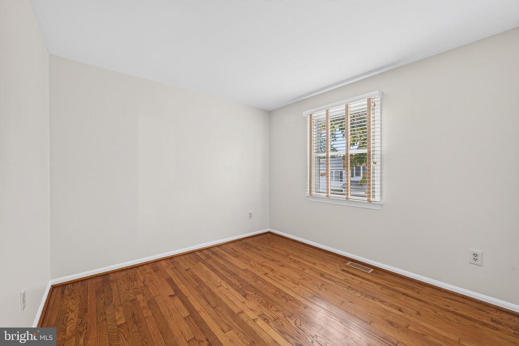 2669 FANIEUL HALL COURT