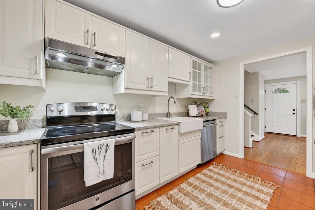 2669 FANIEUL HALL COURT