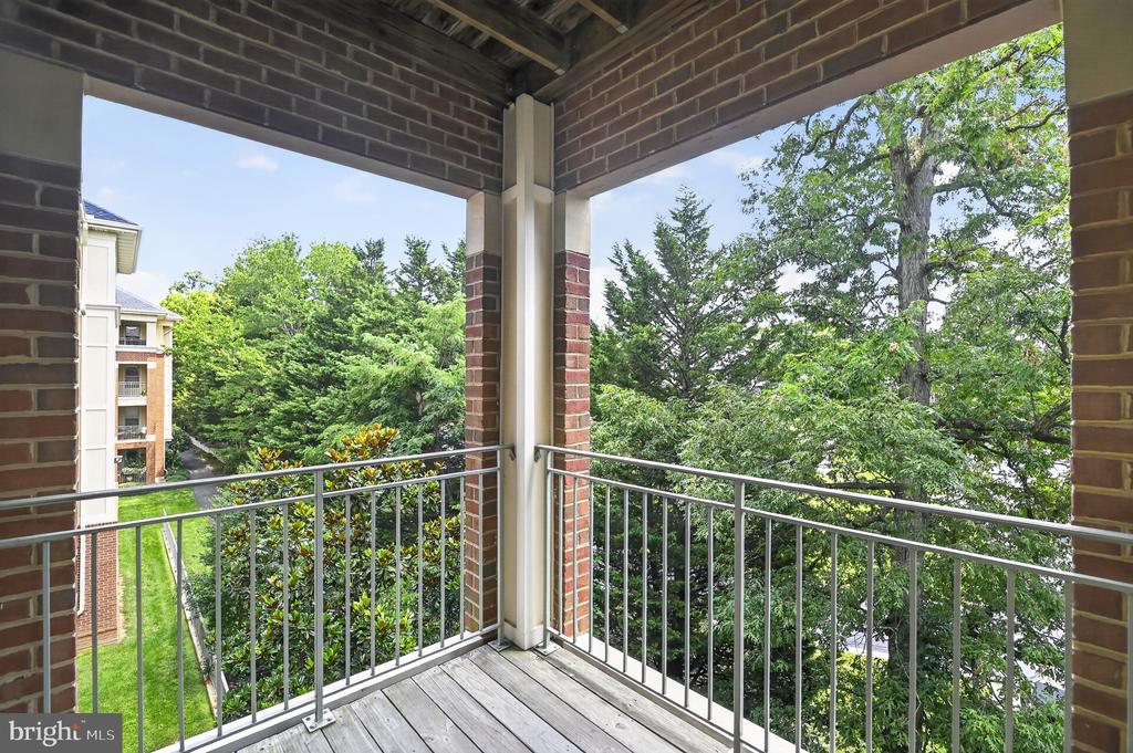 1855 STRATFORD PARK PLACE Unit: 314