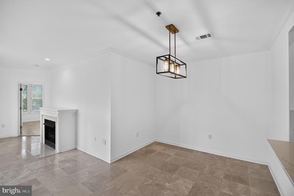 1855 STRATFORD PARK PLACE Unit: 314