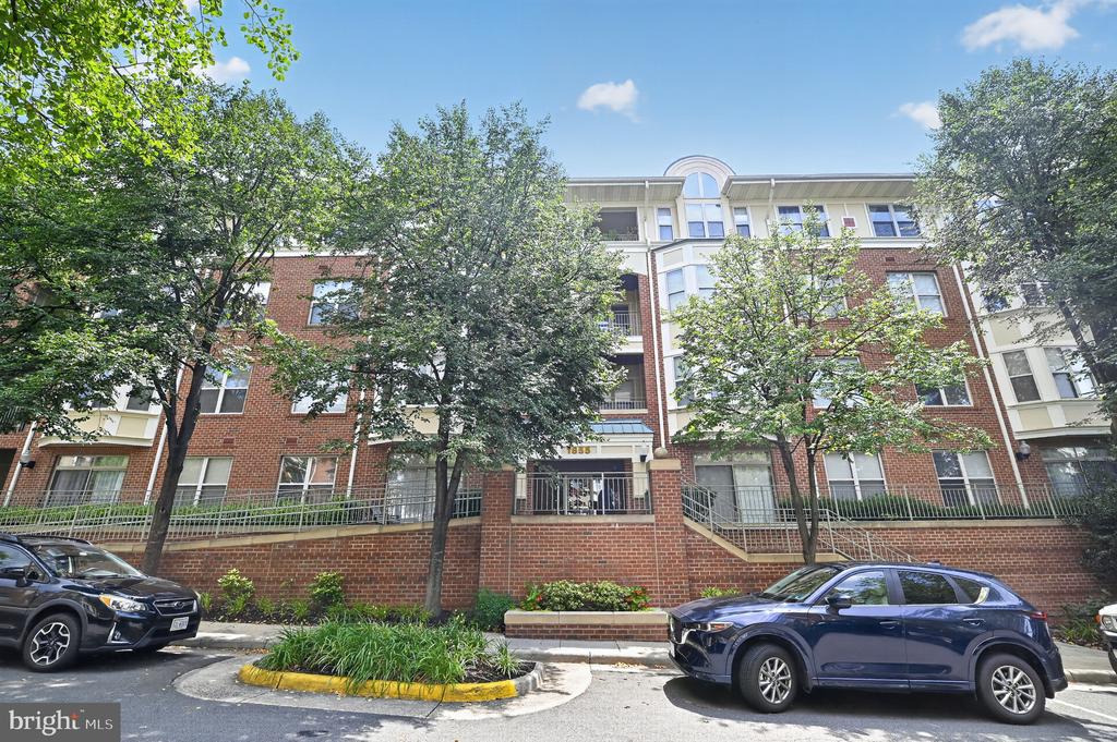 1855 STRATFORD PARK PLACE Unit: 314