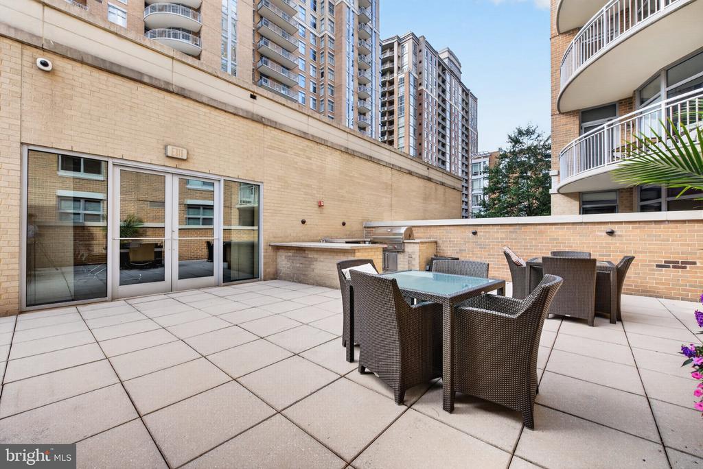 11990 MARKET STREET Unit: 2115