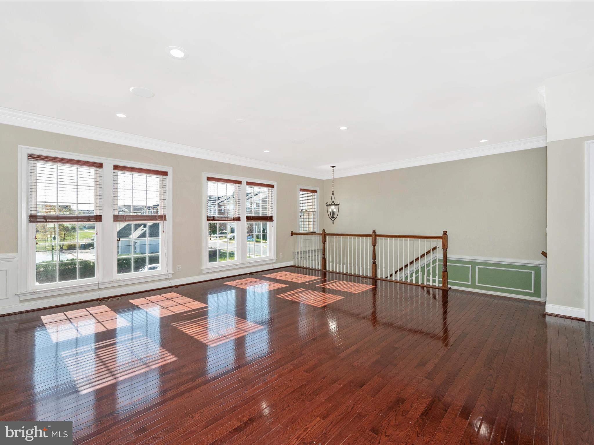 502 RED RASPBERRY TERRACE