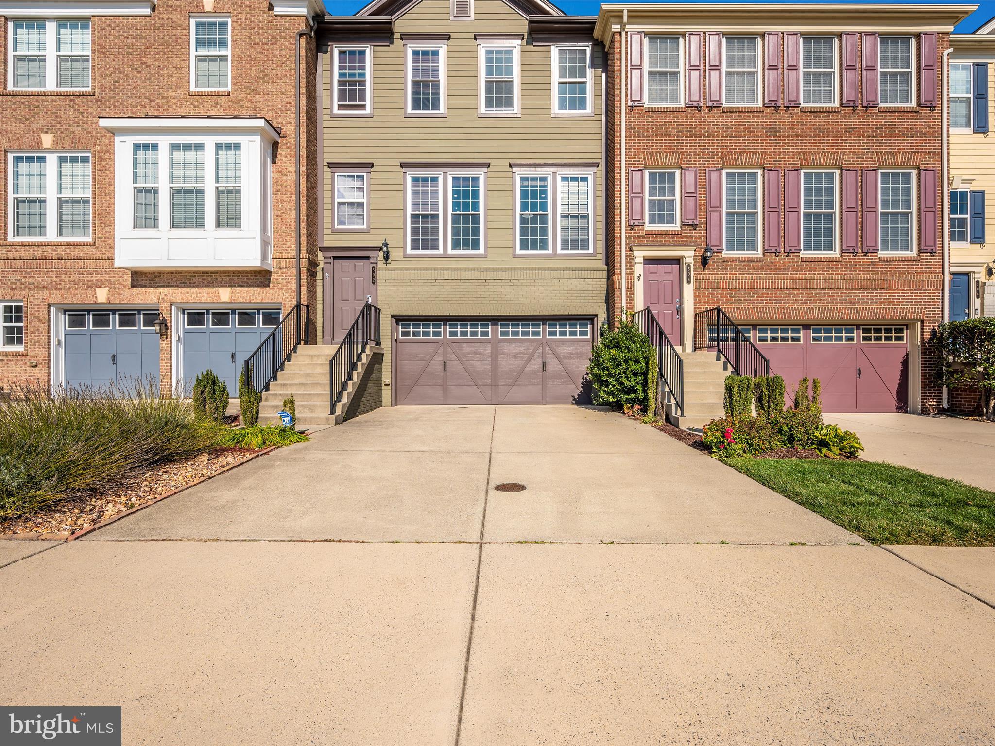 502 RED RASPBERRY TERRACE