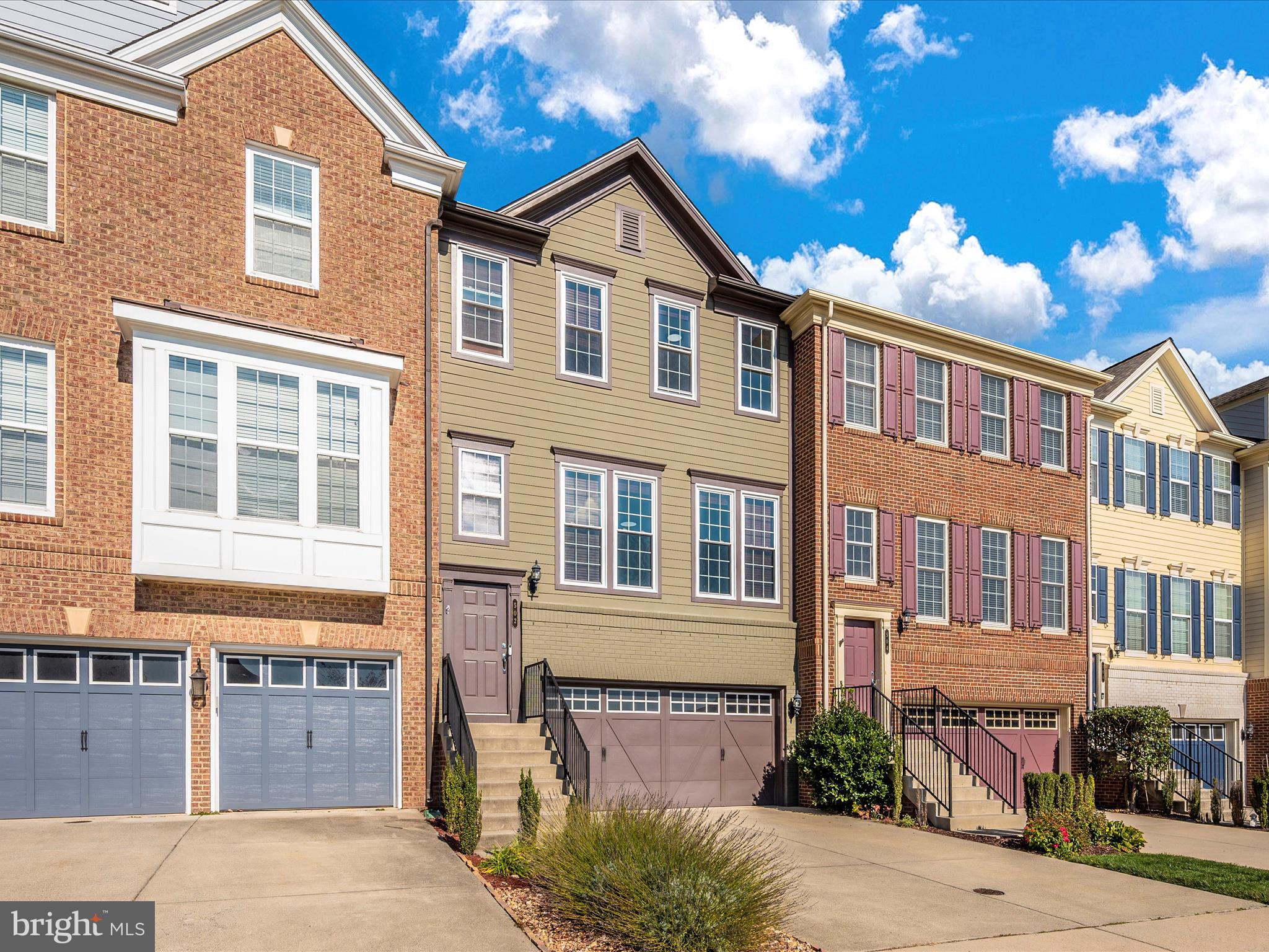 502 RED RASPBERRY TERRACE