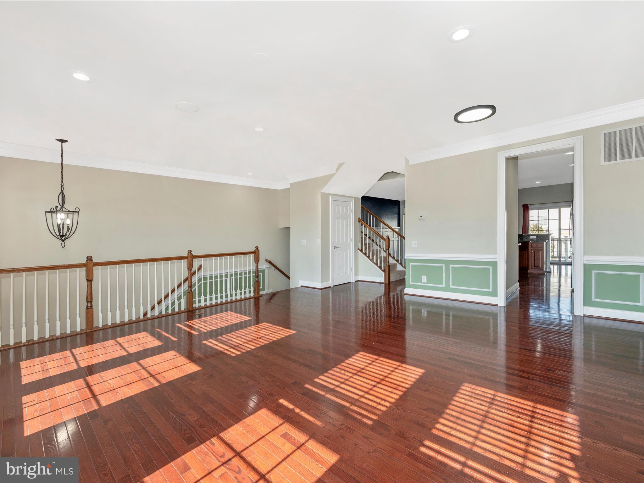 502 RED RASPBERRY TERRACE