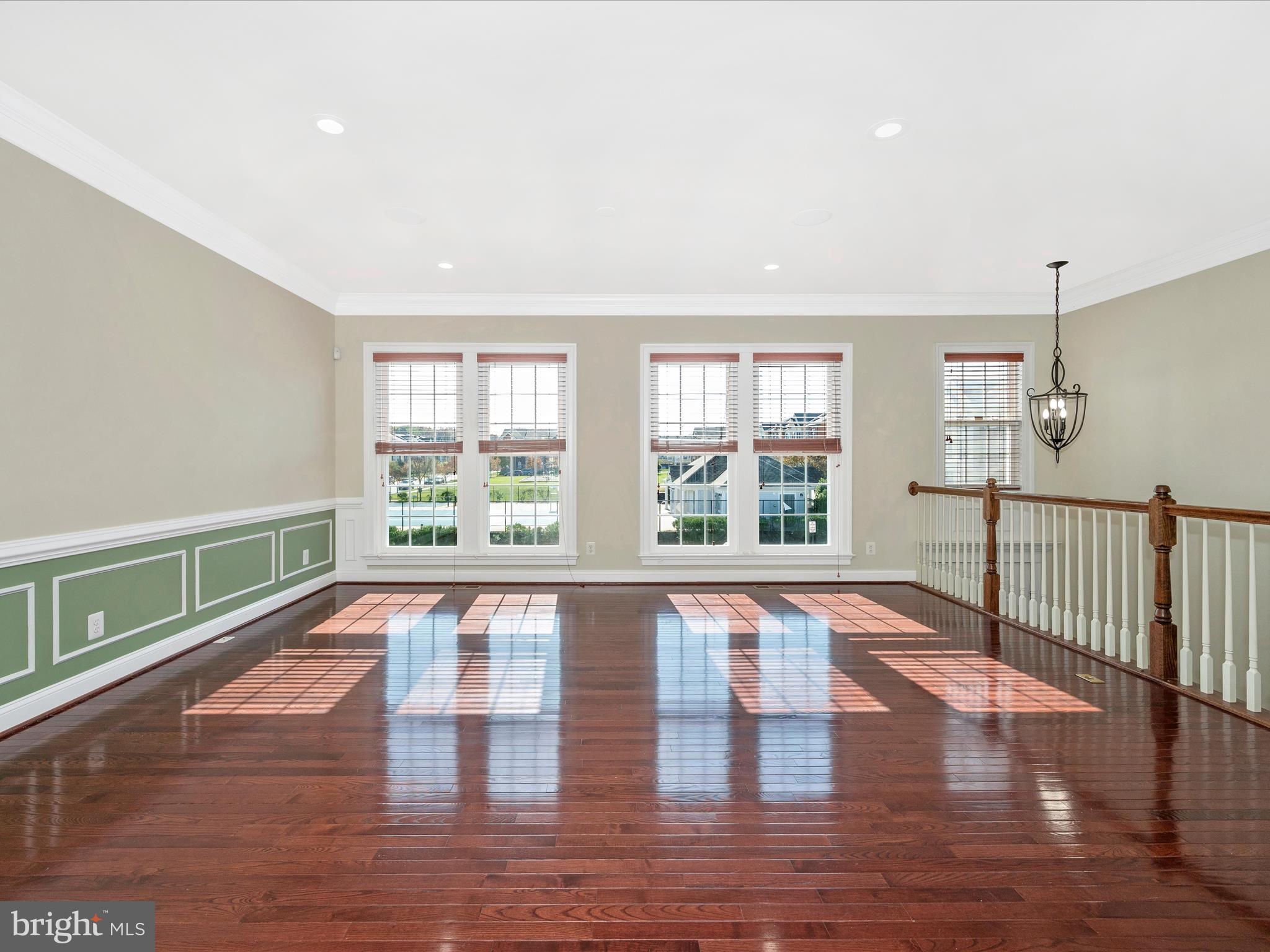 502 RED RASPBERRY TERRACE