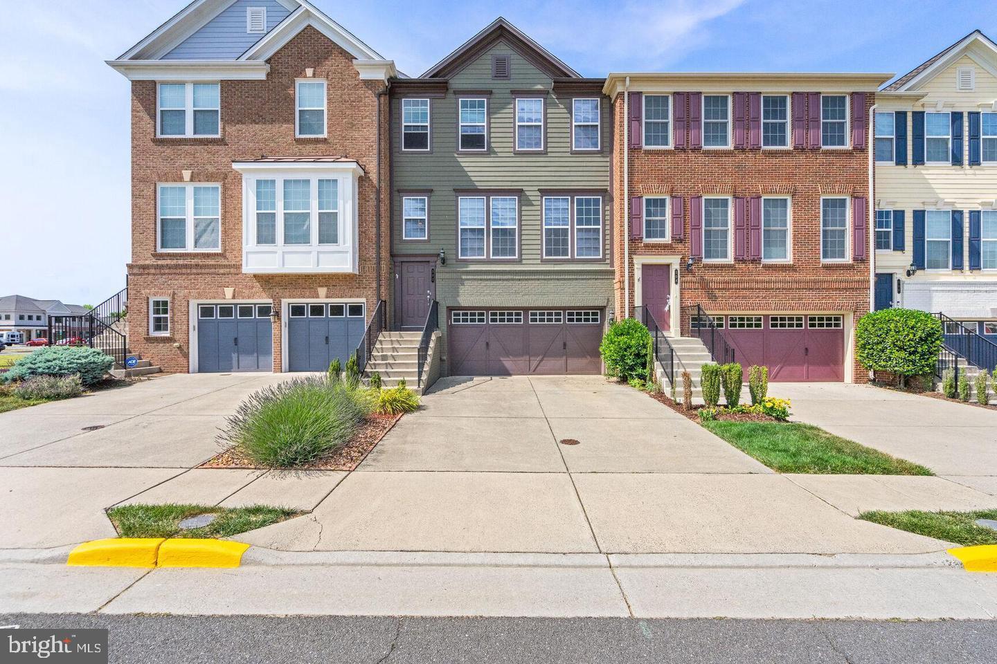 502 RED RASPBERRY TERRACE