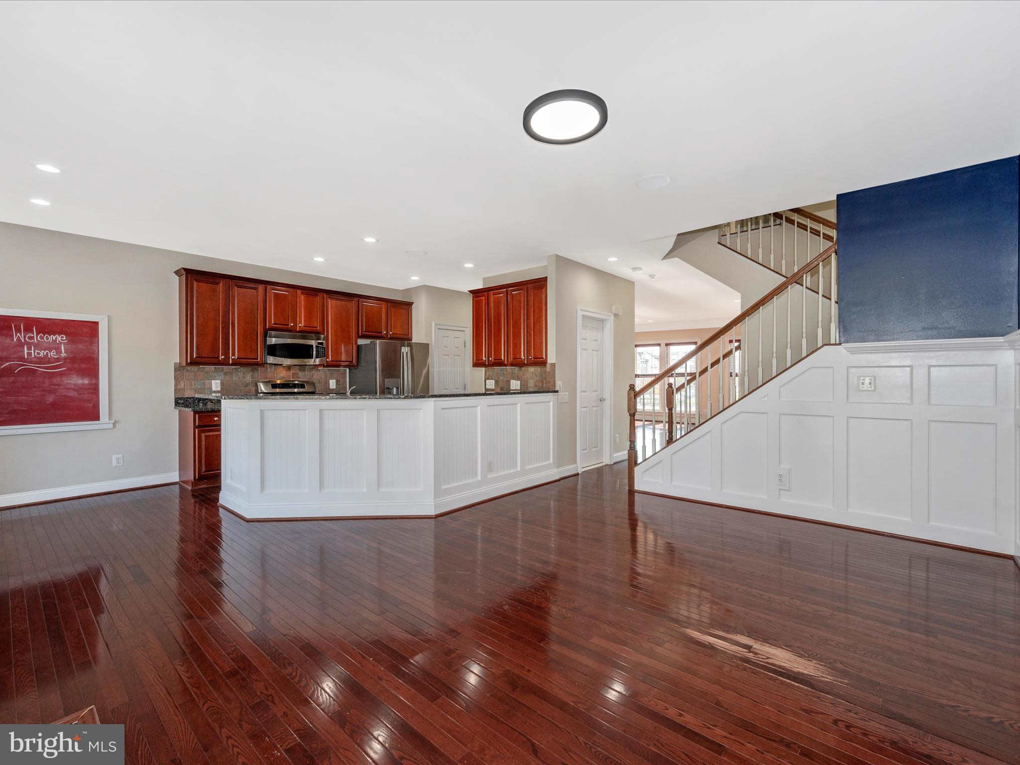 502 RED RASPBERRY TERRACE