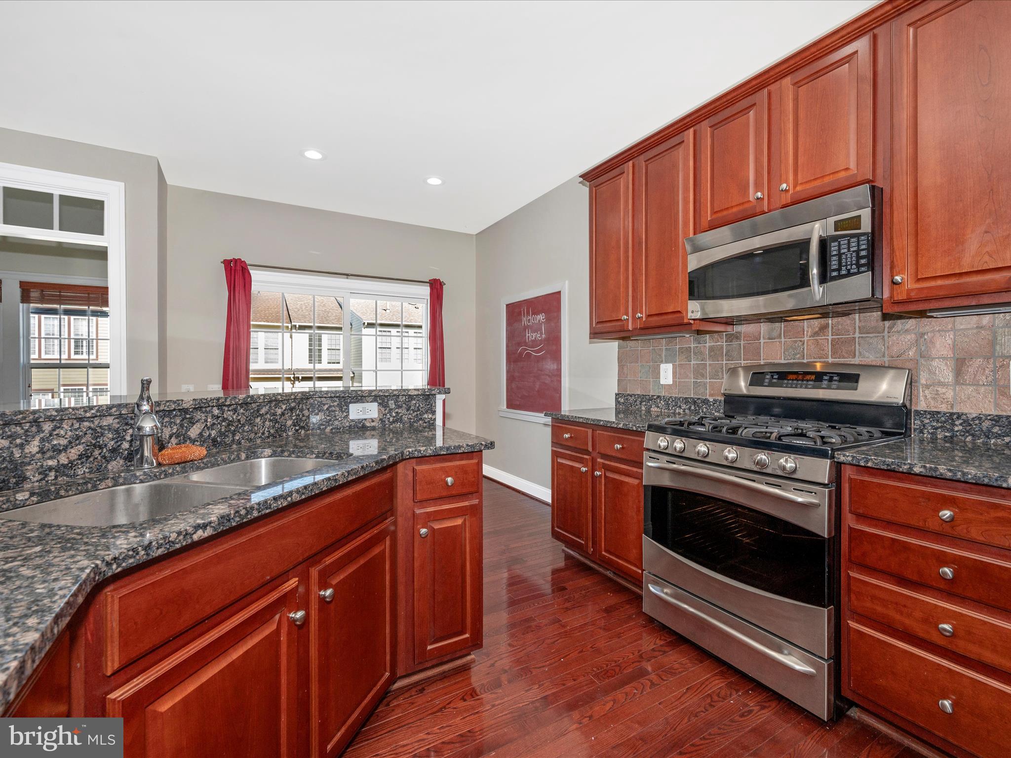 502 RED RASPBERRY TERRACE