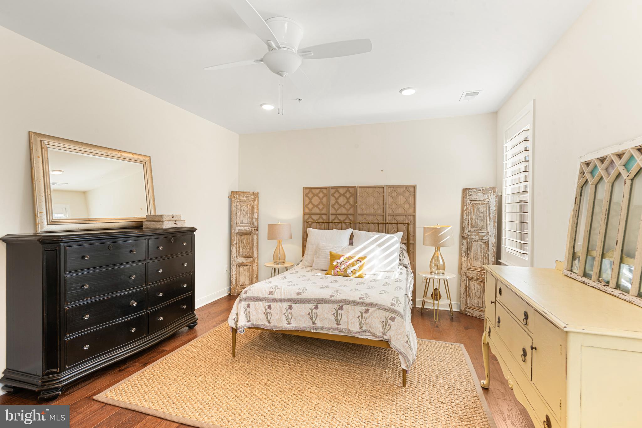 43091 Wynridge Drive Unit: 102