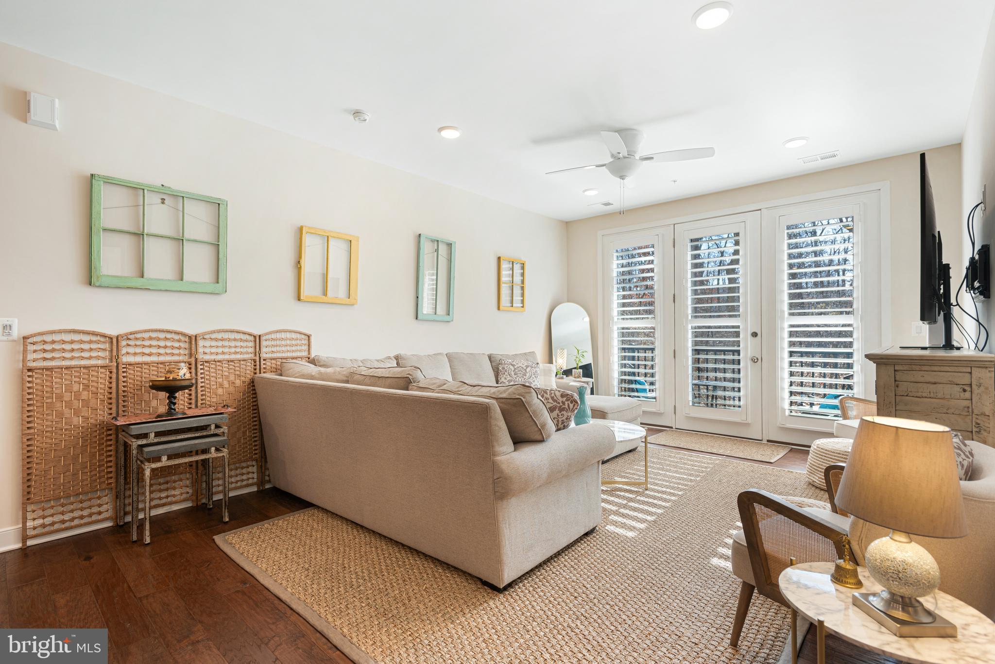 43091 Wynridge Drive Unit: 102