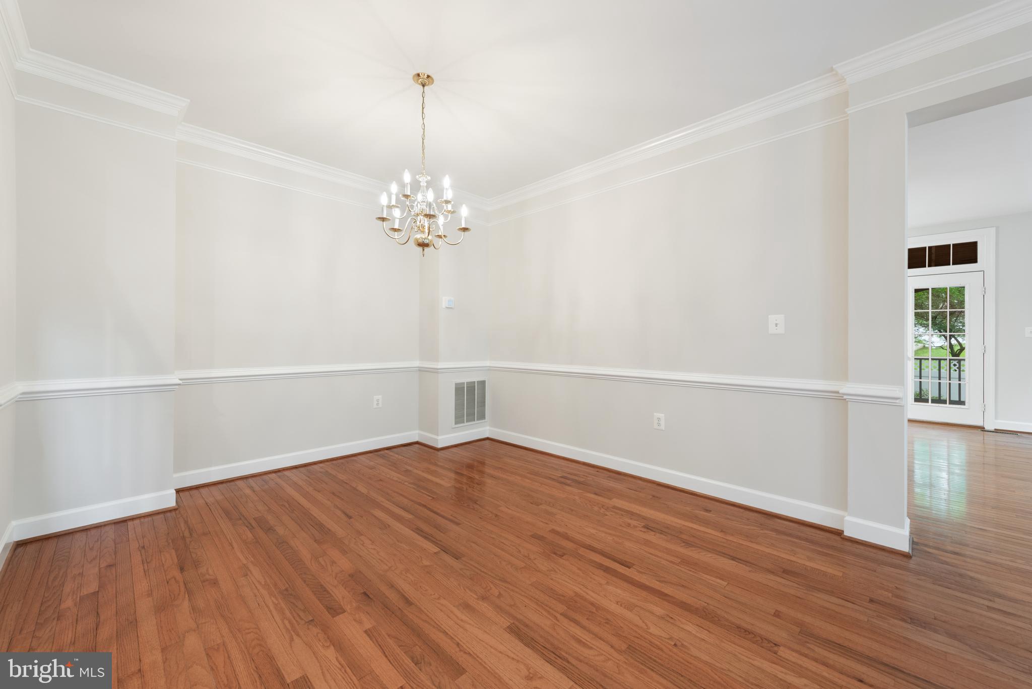 43406 Westchester Sq
