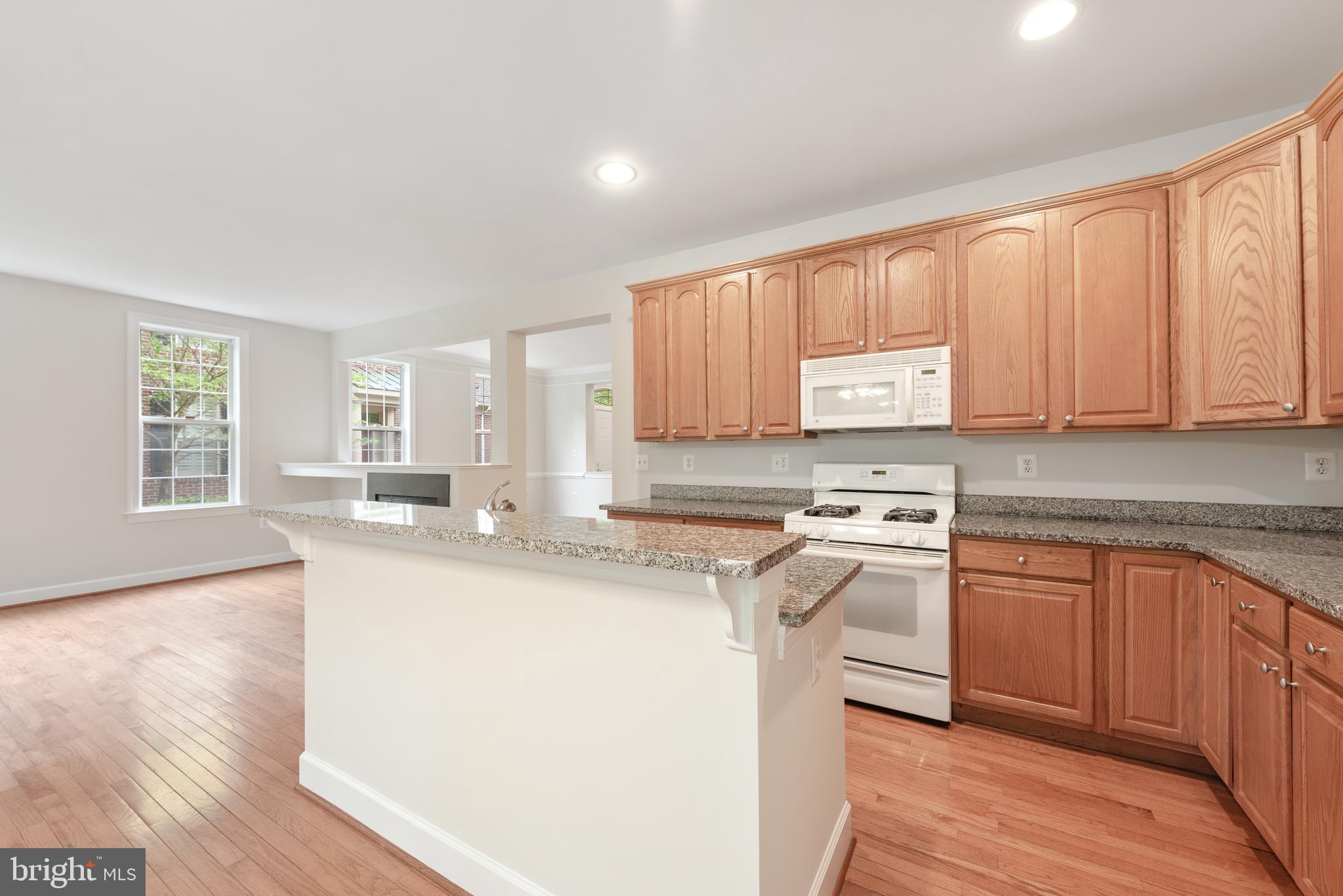 43406 Westchester Sq