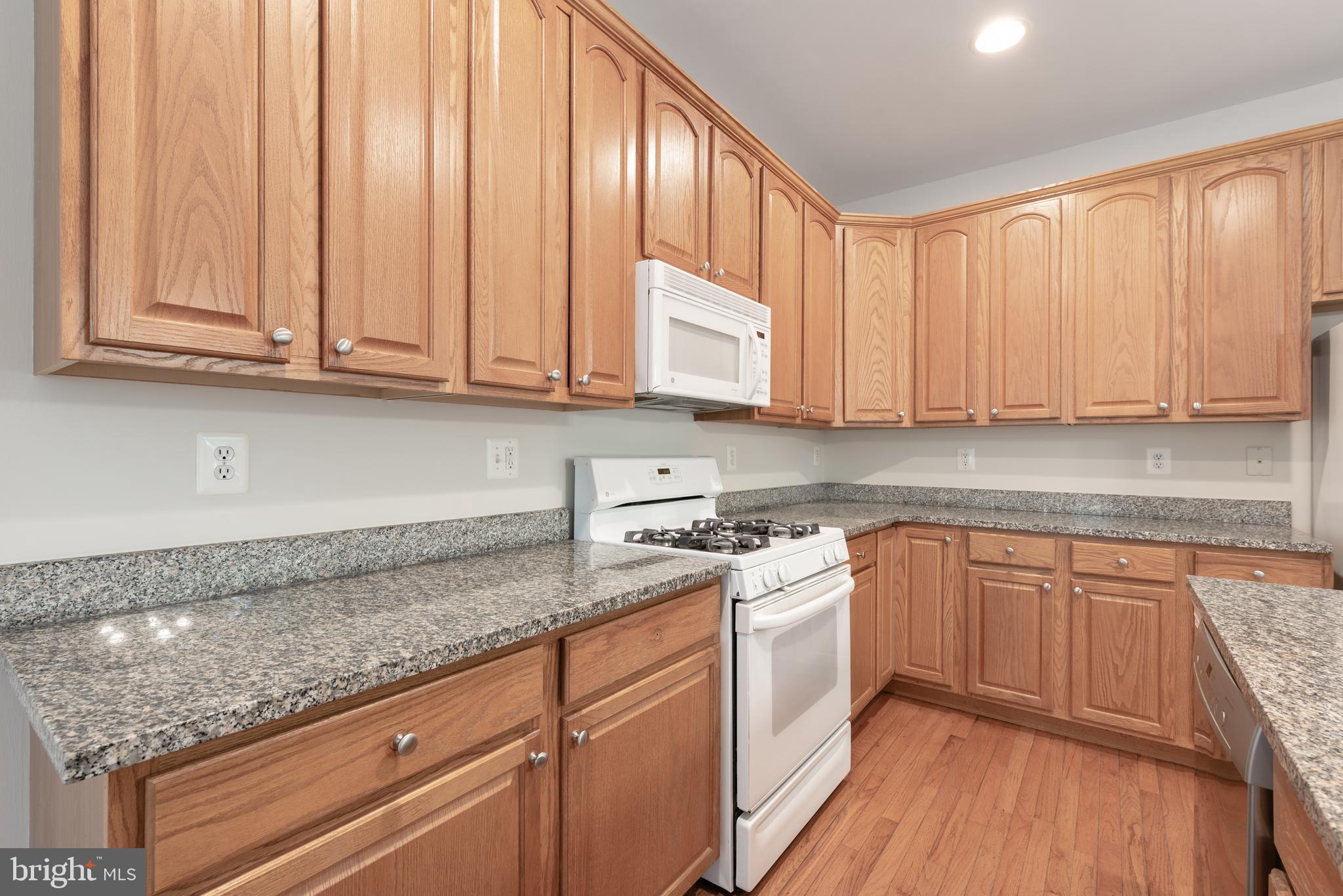 43406 Westchester Sq
