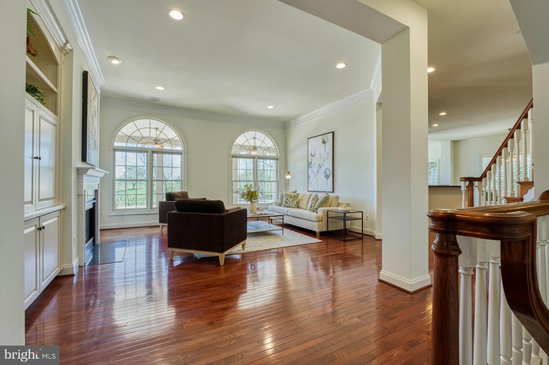 17124 NEEDLES COURT