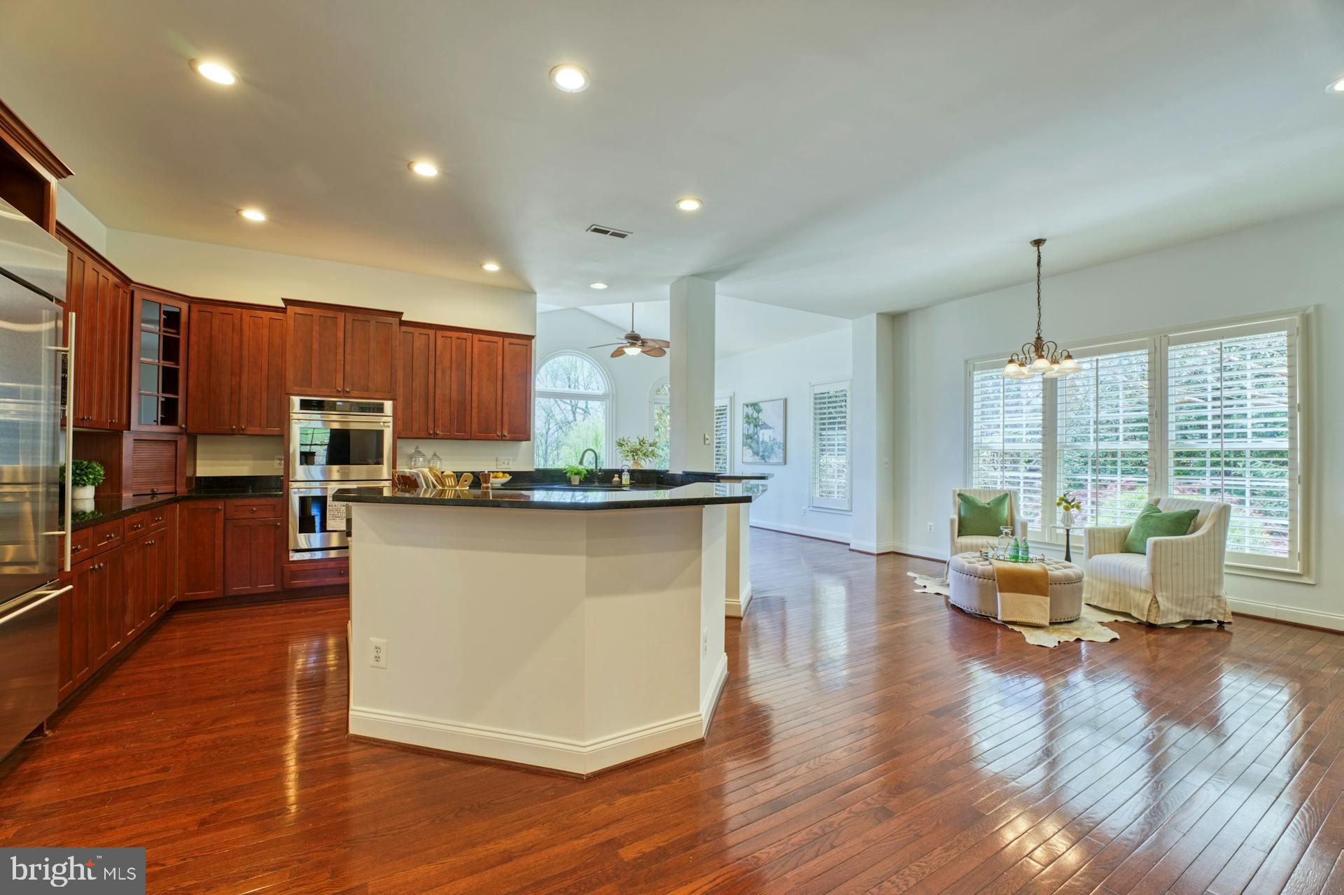 17124 NEEDLES COURT