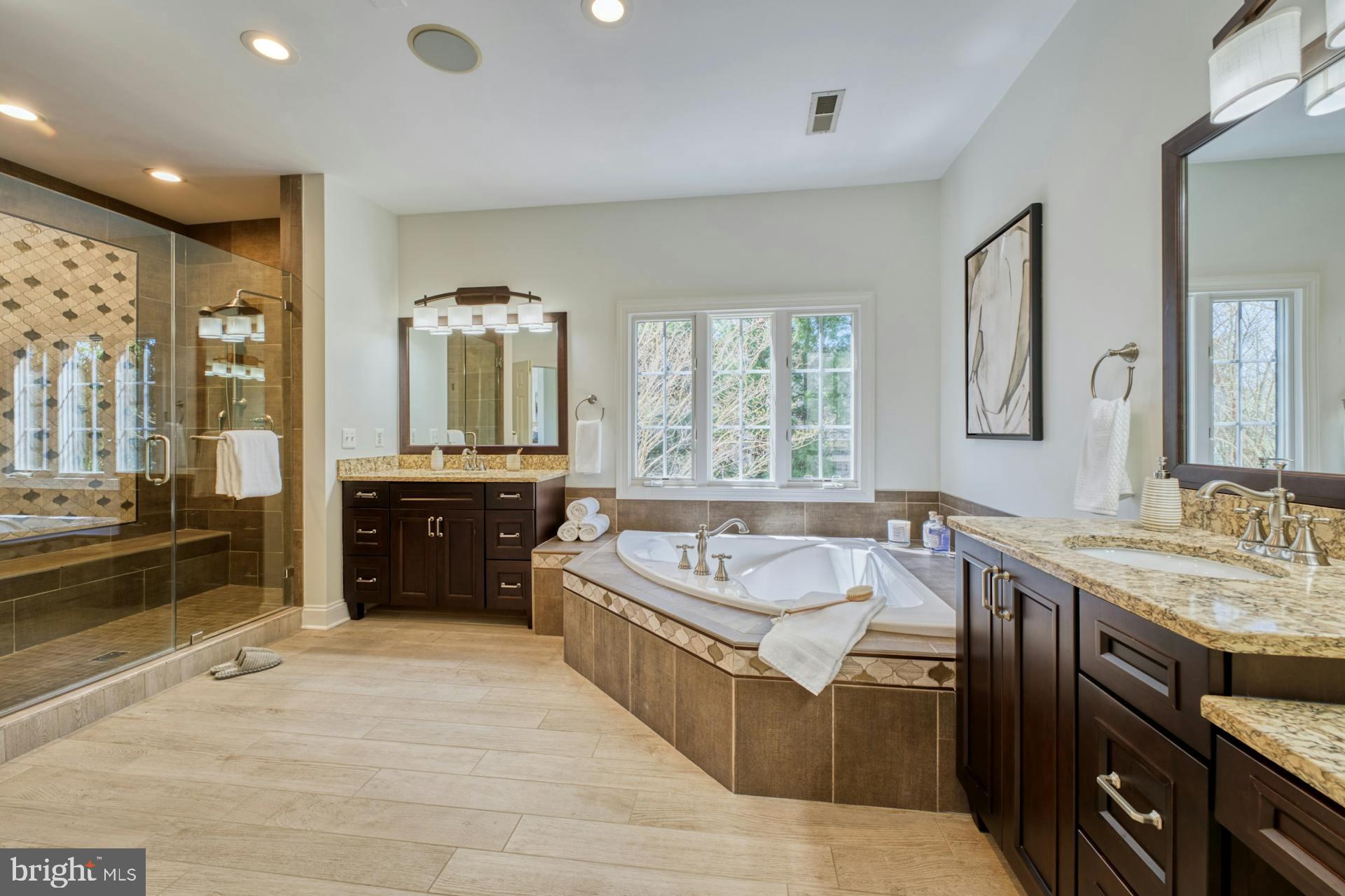 17124 NEEDLES COURT