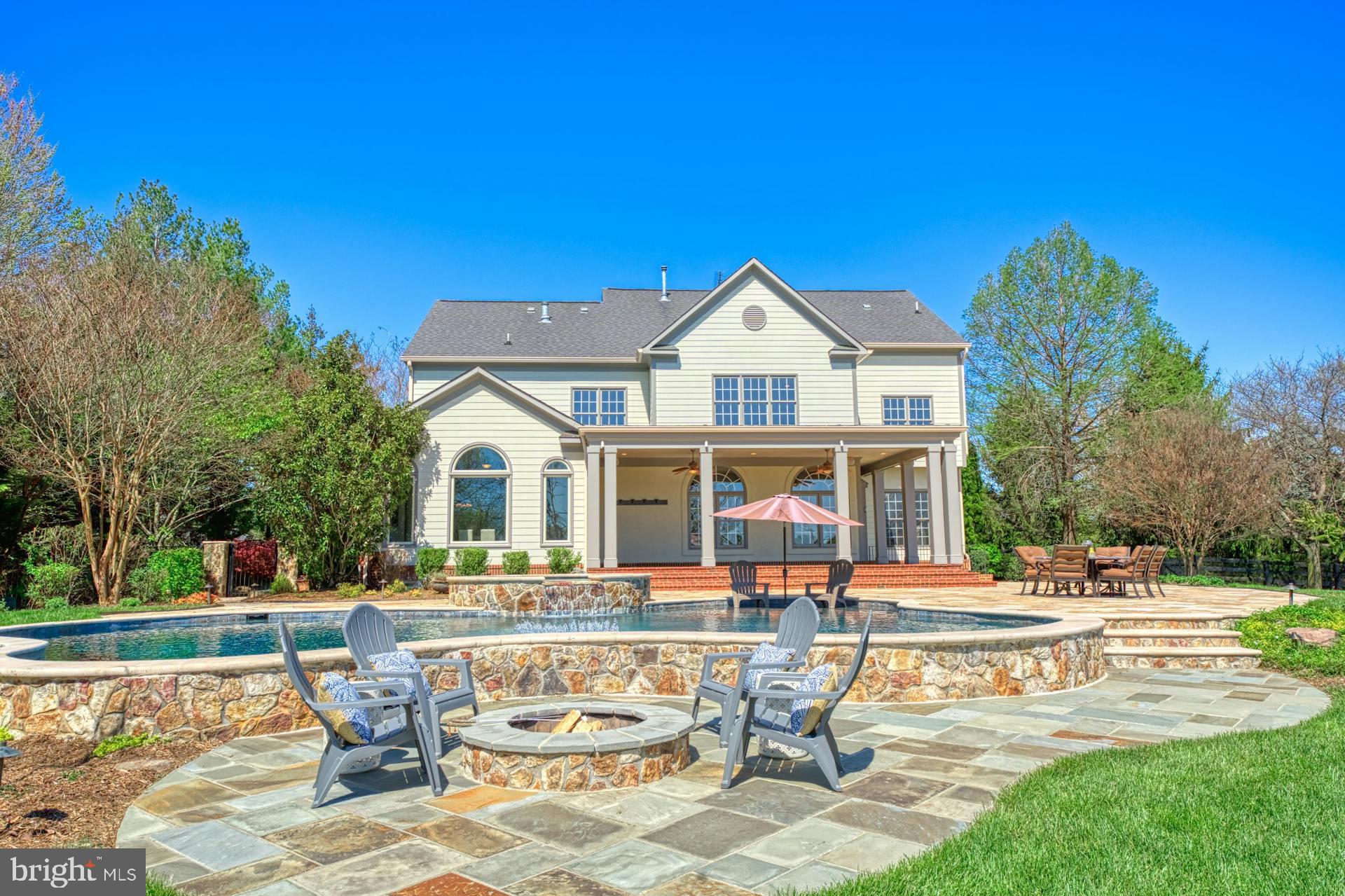 17124 NEEDLES COURT