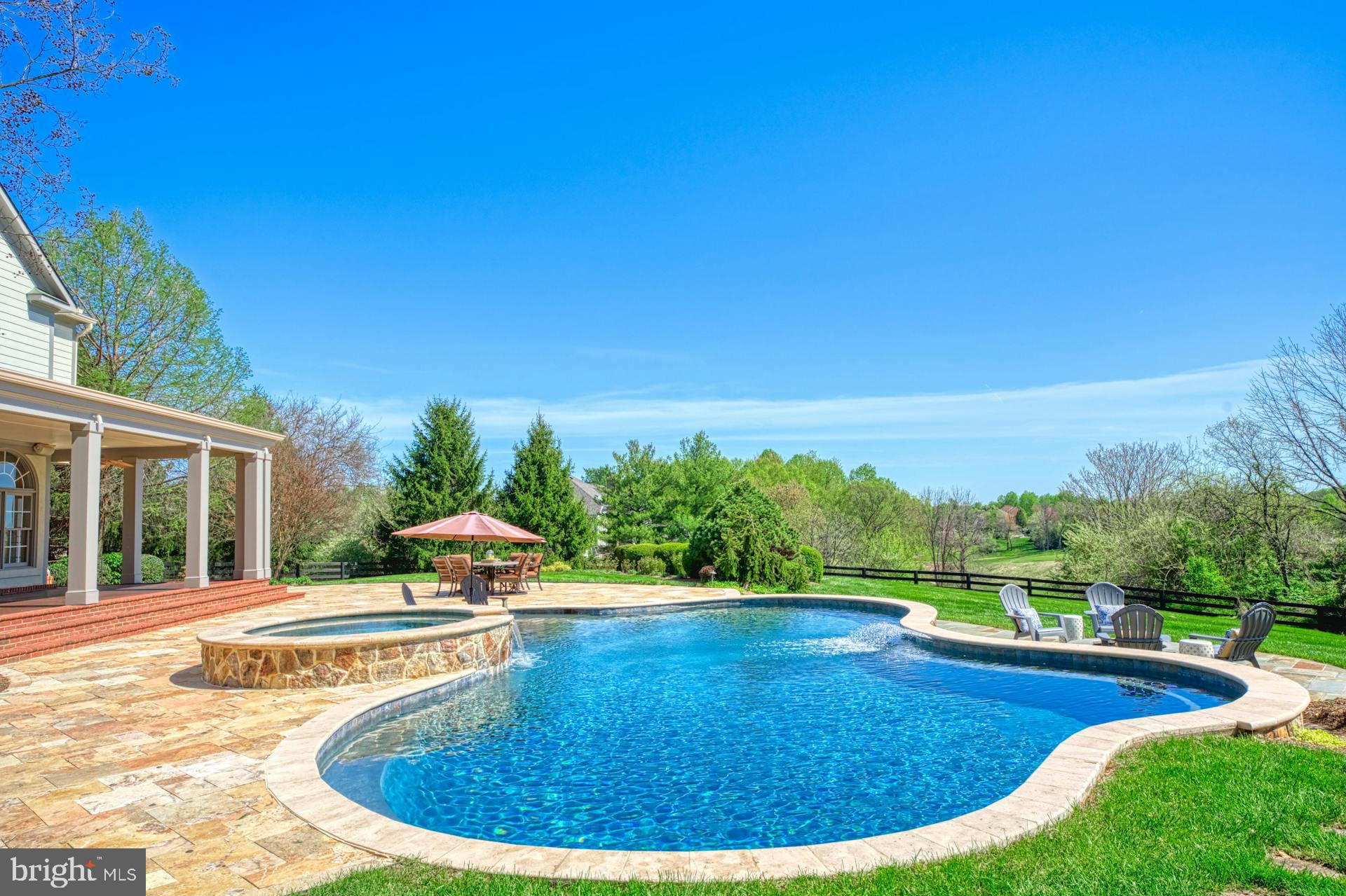 17124 NEEDLES COURT