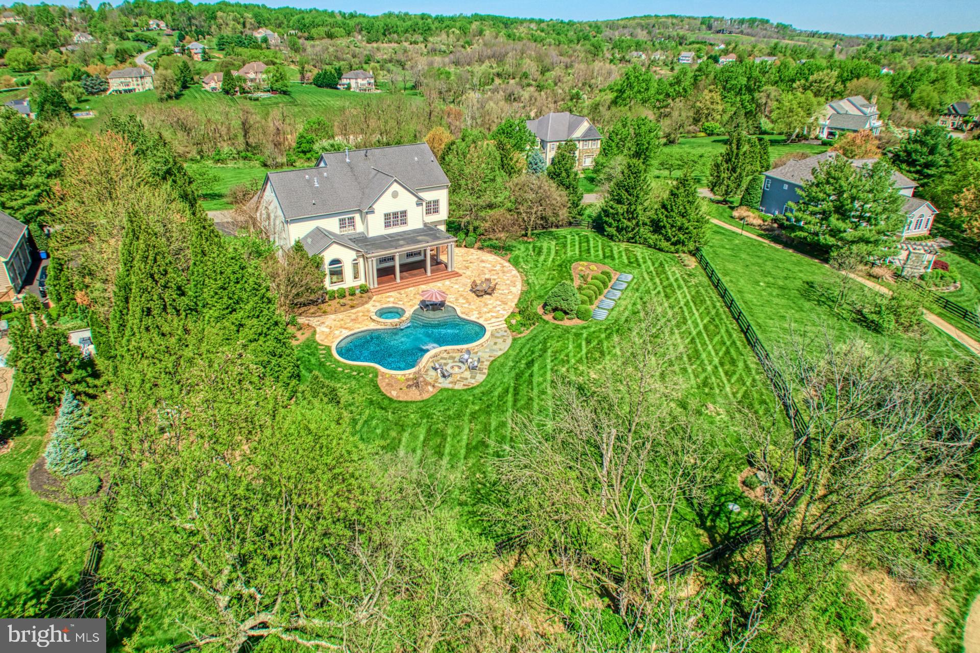 17124 NEEDLES COURT
