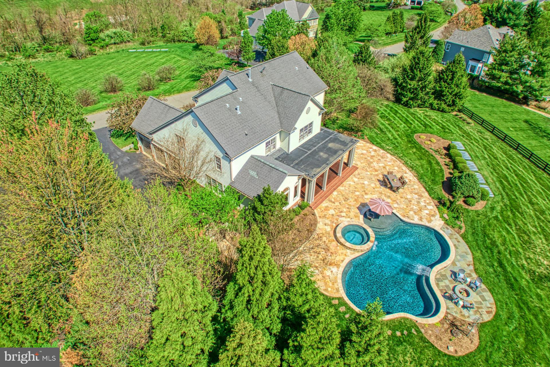 17124 NEEDLES COURT