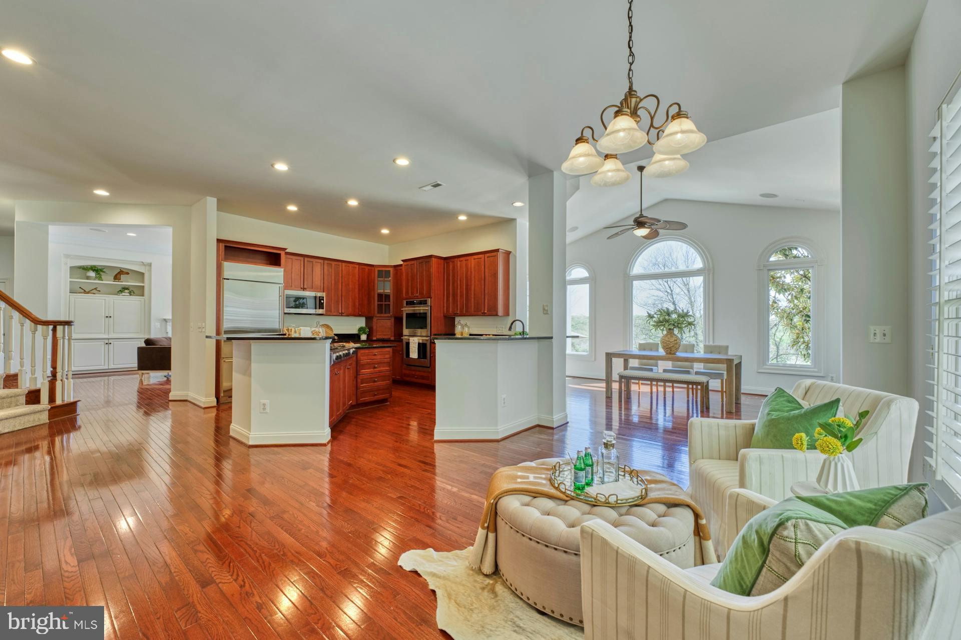 17124 NEEDLES COURT