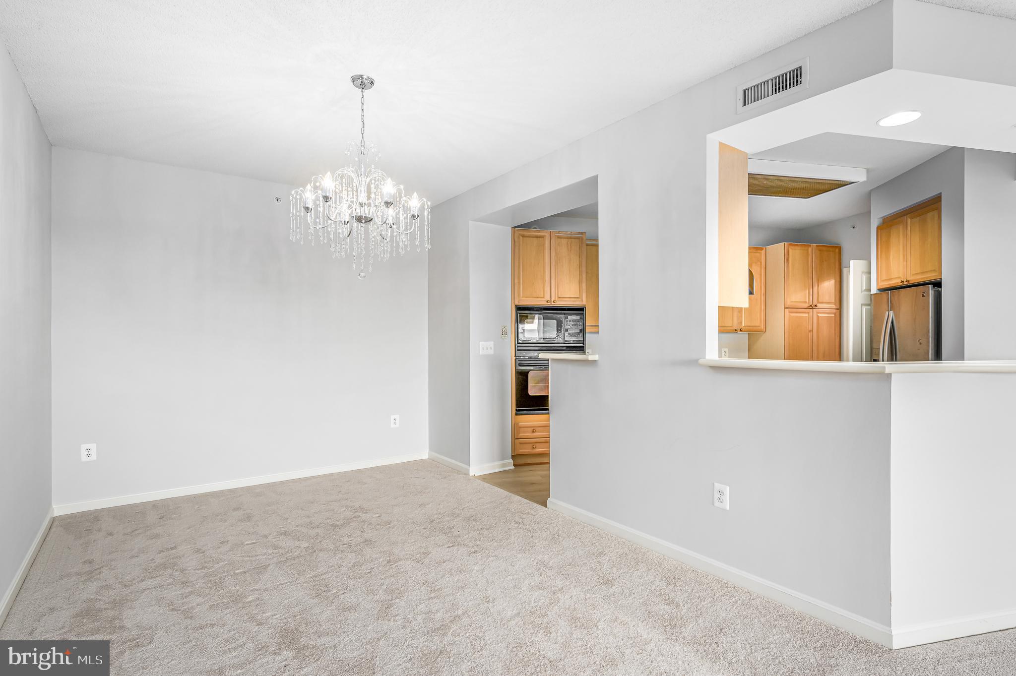 19350 Magnolia Grove Sq #405